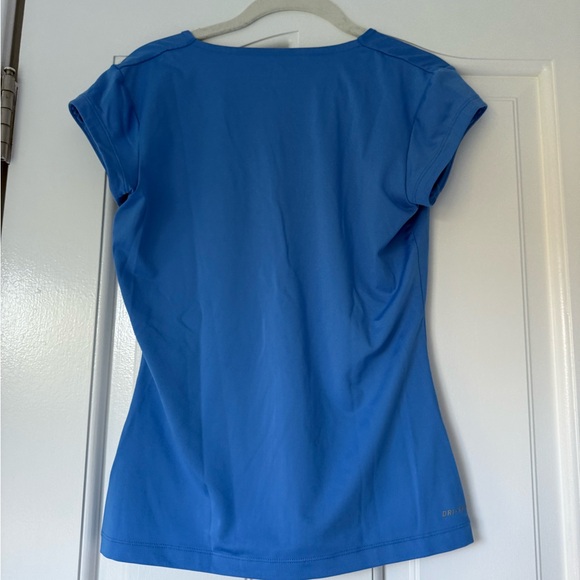 Nike Tennis Blue V-Neck Top - Picture 3 of 3